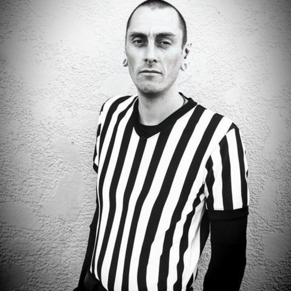 Meet your Posher, Referee - Picture 1 of 1